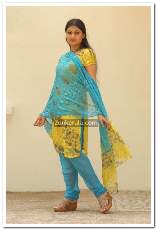 Malayalam Actress Geethu Mohandas Blue Film File Download