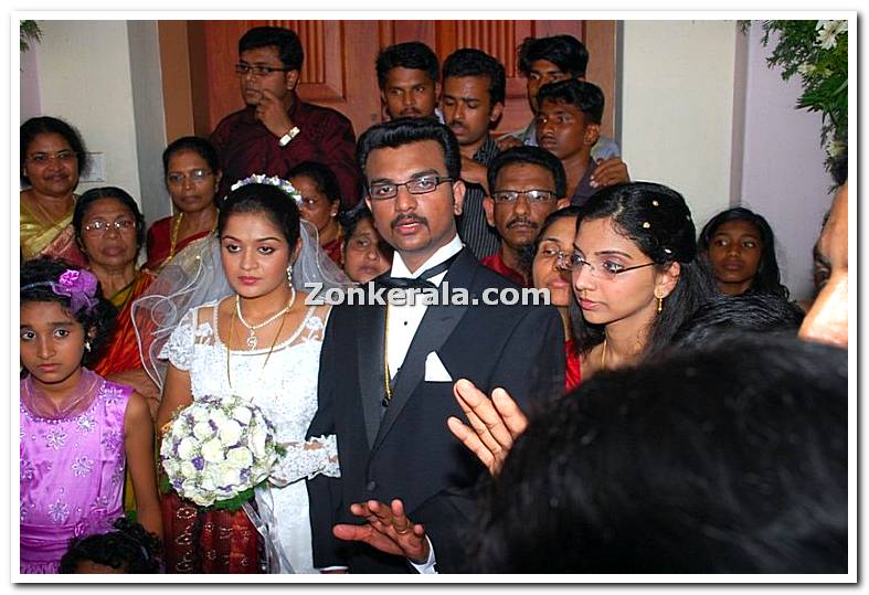 Karthika wedding photos Photo Gallery : Actress karthika marriage ...