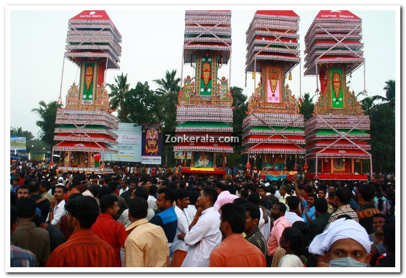 Kettukazhcha at chettikulangara temple 8