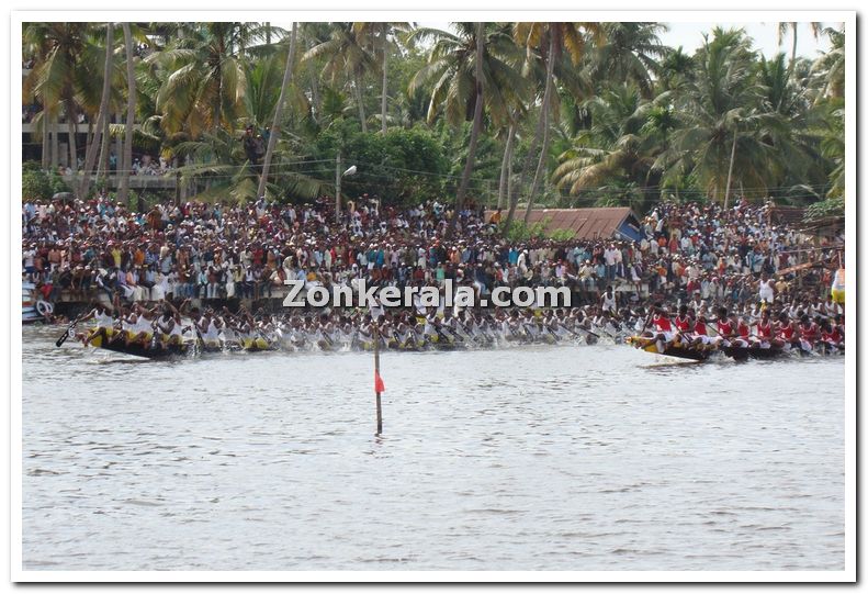 Boats at nehru trophy 6