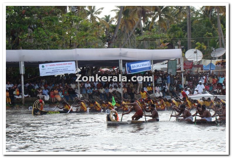 Nehru trophy boat race 2009 still 11