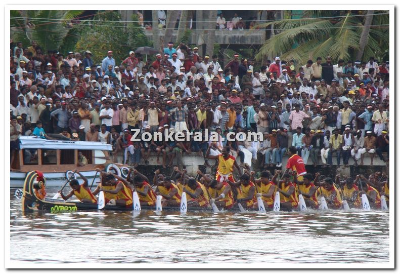 Nehru trophy boat race 2009 still 12