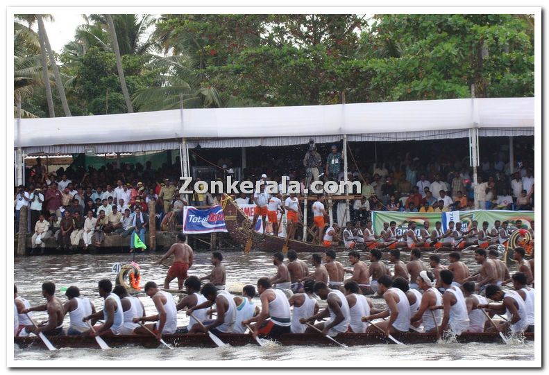 Nehru trophy boat race 2009 still 9