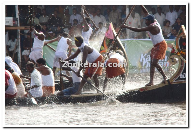 Nehru trophy boat race 2009 stills 1