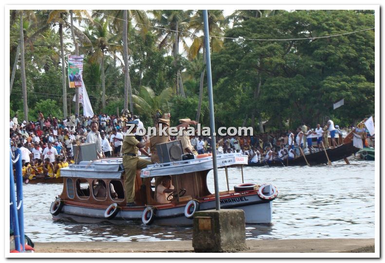 Nehru trophy boat race 2009 stills 5