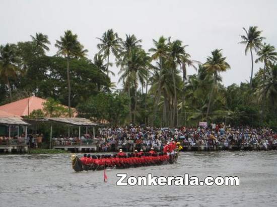 Boats returning to starting point