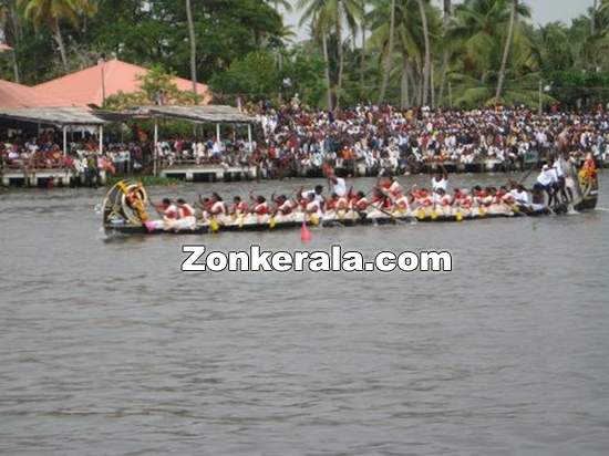 Womens boat race