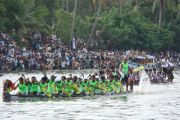 Onam boat pic