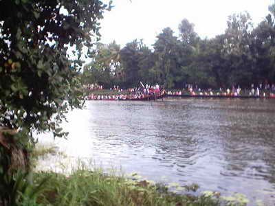 Onam boat race 13