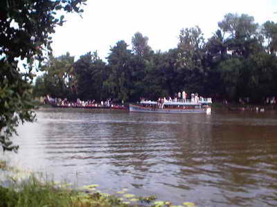 Onam boat race 9