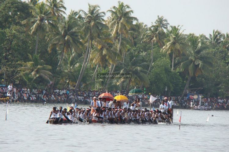 Onam vallom kali