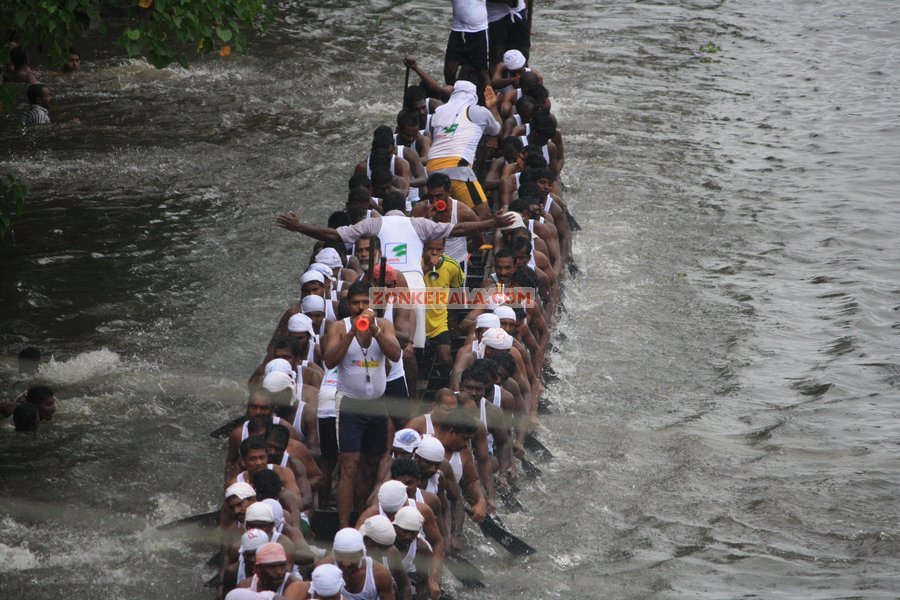 Payippad boat race 2012 photos 7