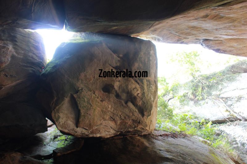 Big rocks stuck in edakkal caves 797