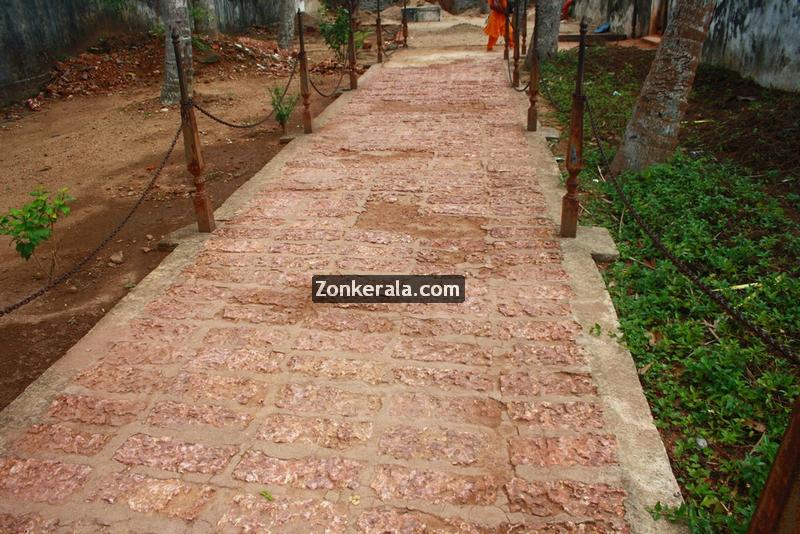 Padmanabhapuram palace backyard 2