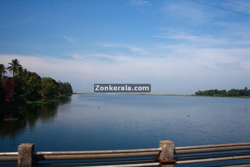 Thottappally spillway near alappuzha 1