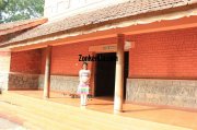 Konni elephant museum picture 991