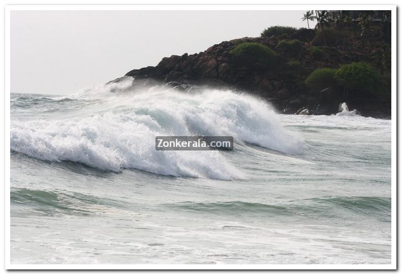 Sea at kovalam photos 14