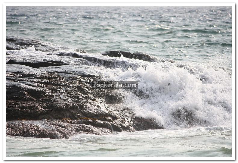 Sea at kovalam photos 6