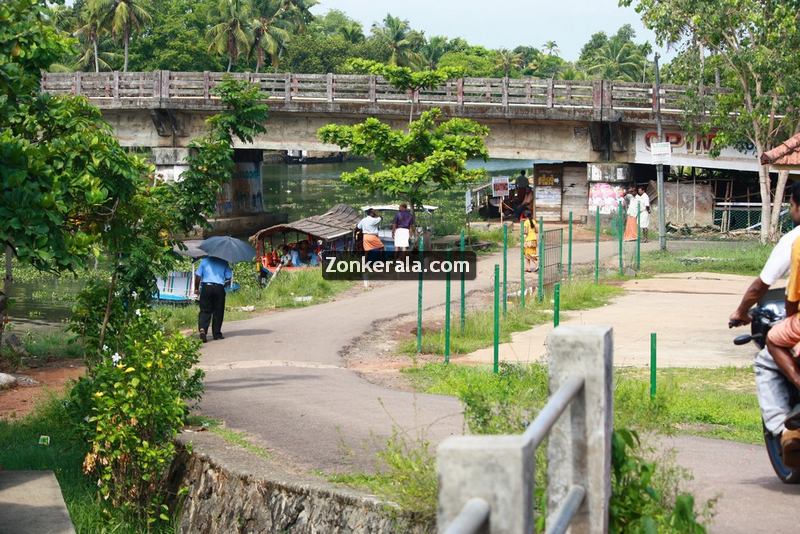 Kumarakom town 5