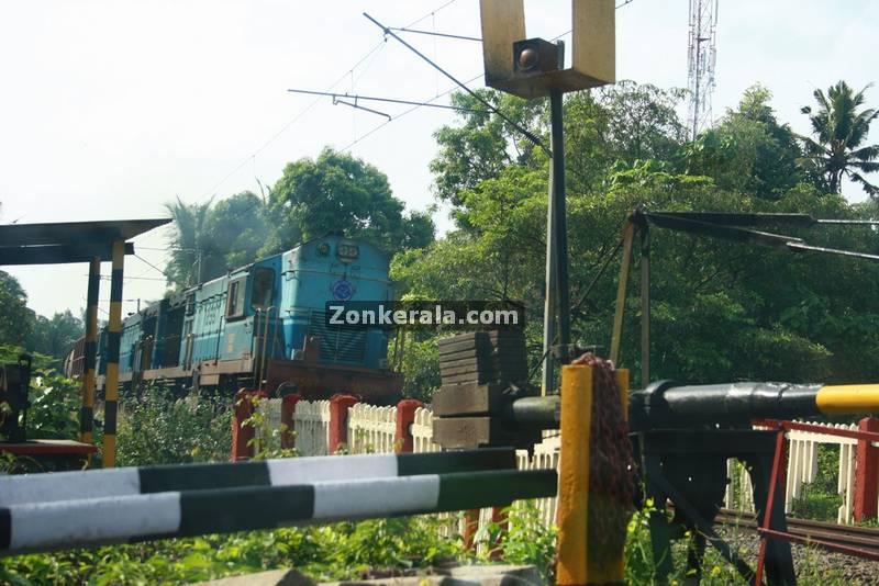 Haripad railway level cross 1