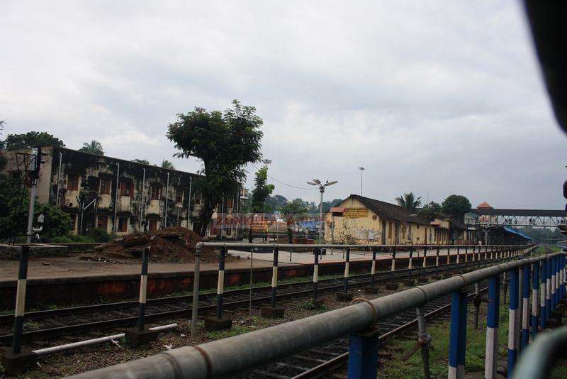 Kozhikkode railway station photo