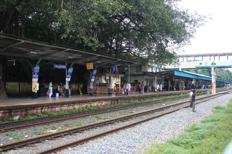 Thalassery railway station photo