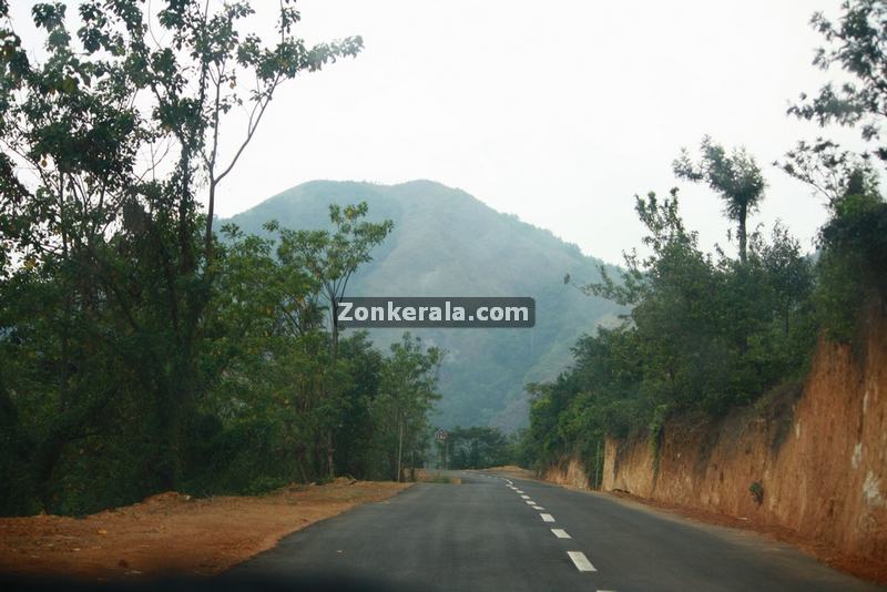 Enroute to ponmudi 7