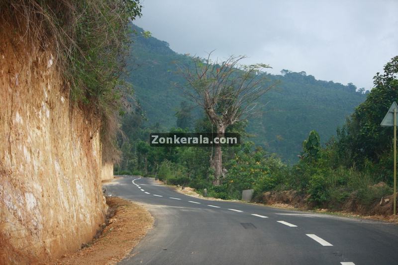 Enroute to ponmudi 8