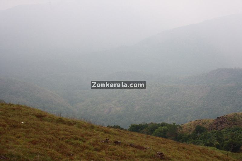 Ponmudi hilltop photos 9