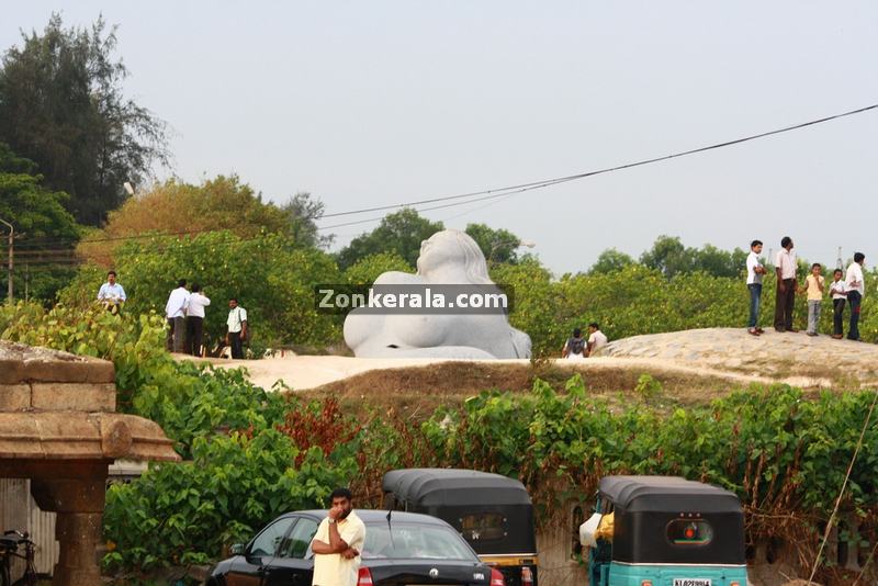 Jalakanyaka at shanghumugham beach 2