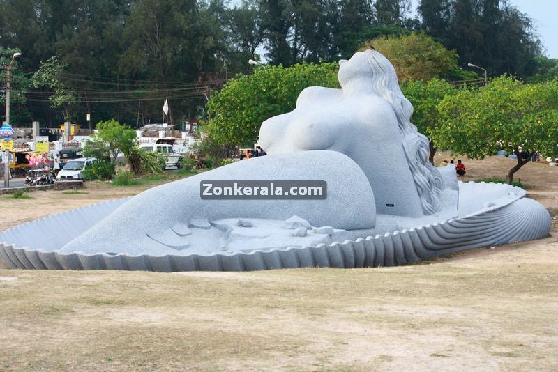 Jalakanyaka at shanghumugham beach 3