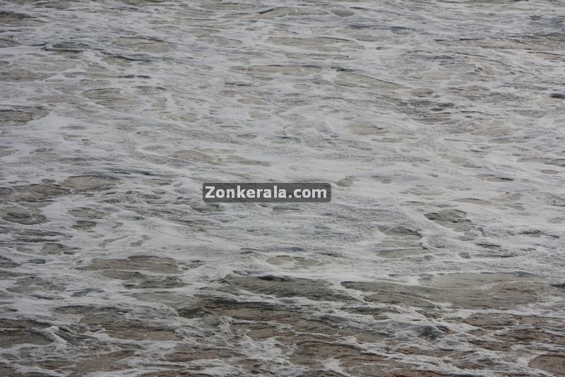 Sea at shanghumugham beach 1