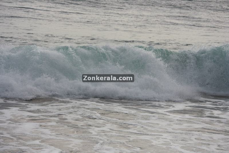 Sea at shanghumugham beach 2