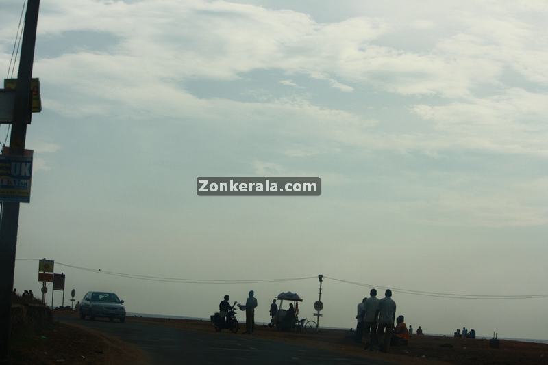 Shanghumugham beach photo 1