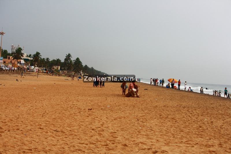 Shanghumugham beach photo 2