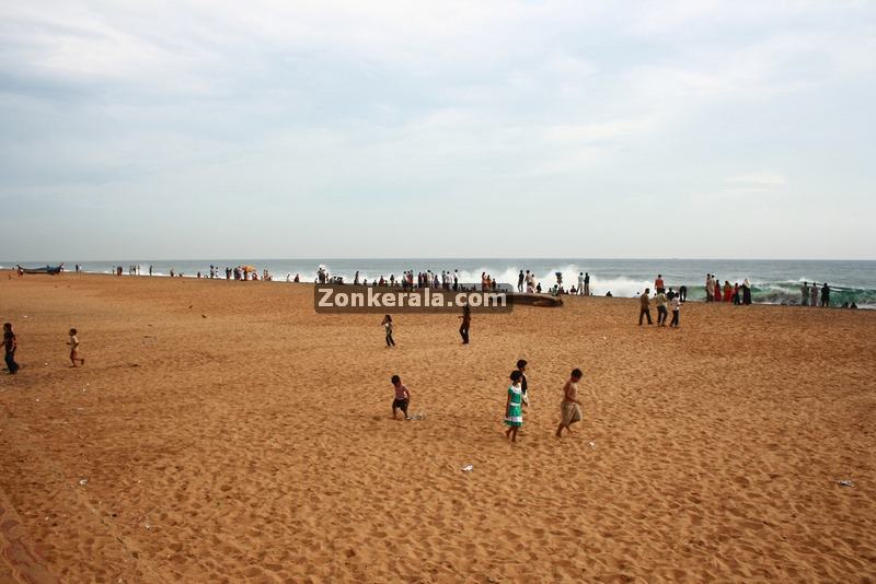 Shanghumugham beach trivandrum