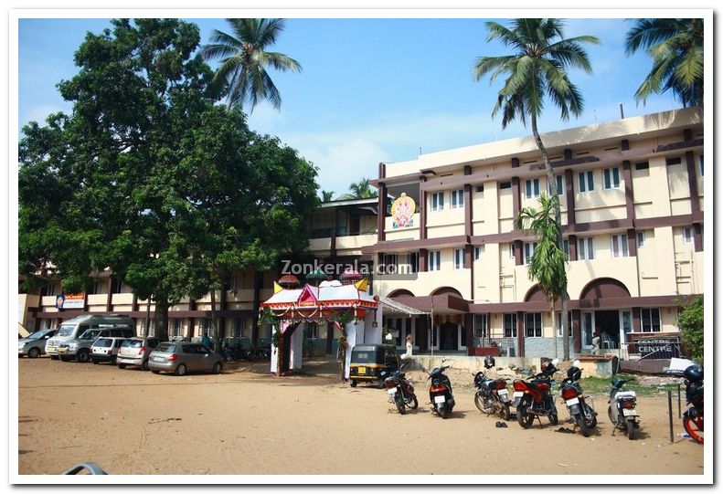 Attukal devi temple entrance 3