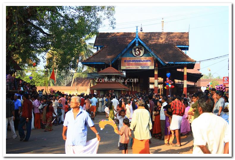 Haripad temple main entrance