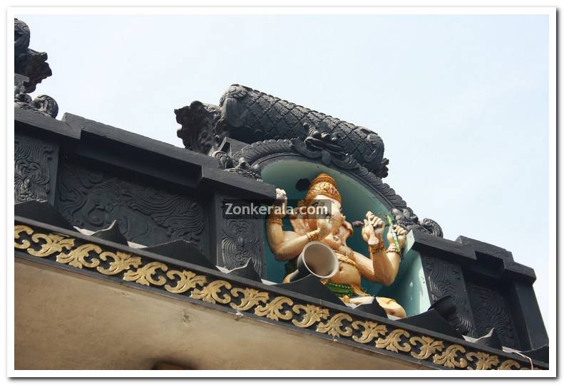 Pazhavangadi ganapthy temple photos 7