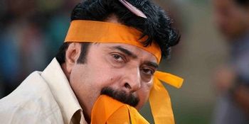 Malayalam Movie Pattanathil Bhootham Review and Stills