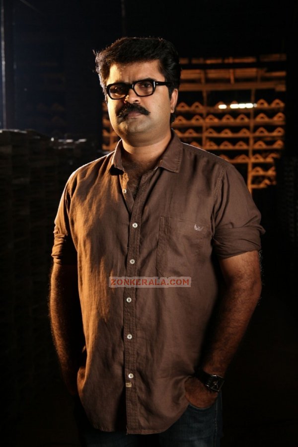 Actor Anoop Menon 2300