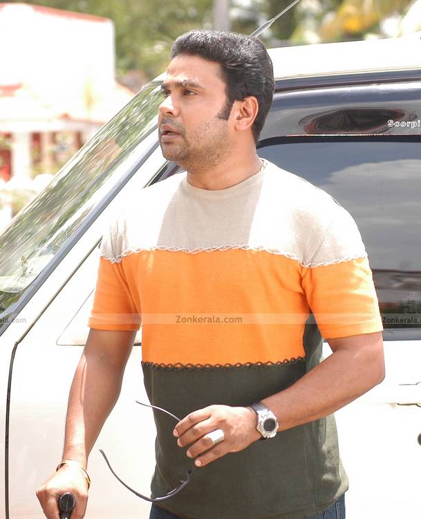 Dileep Picture 6