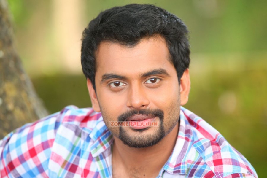 Hemanth Stills 8081