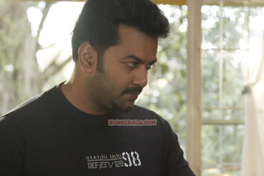 Actor Indrajith 7411