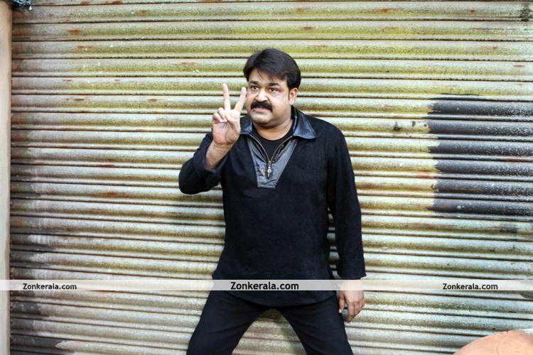 Mohanlal Photos From China Town 10