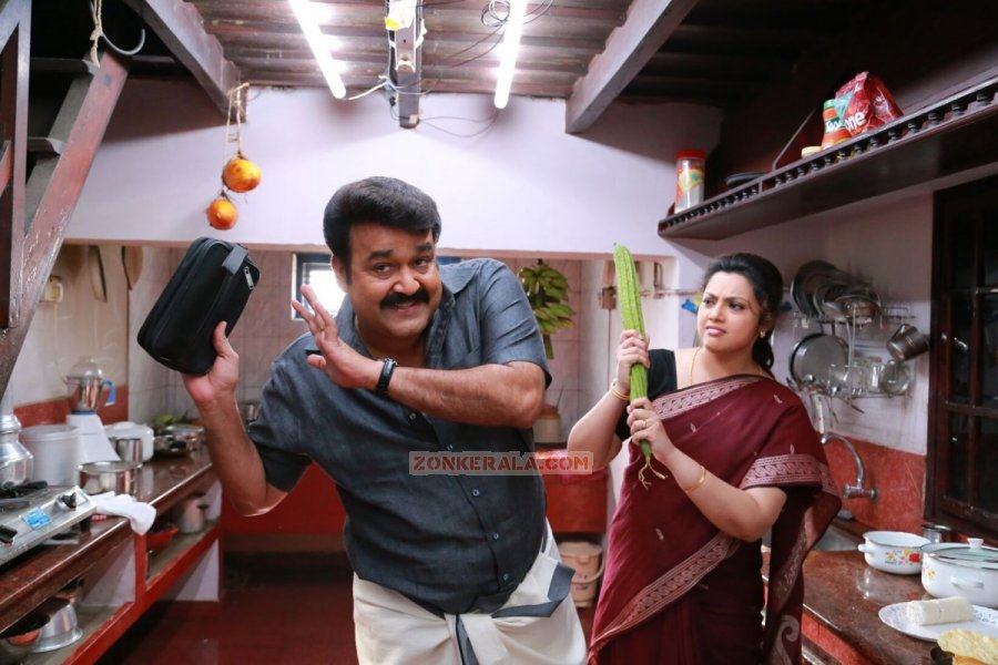 Mohanlal With Meena In Movie Drishyam 345