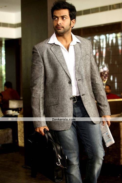 Actor Prithviraj Pics19