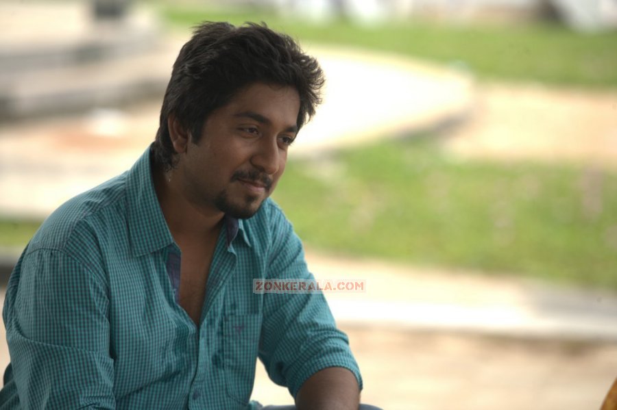 Actor Vineeth Sreenivasan 6196