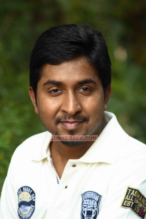 Actor Vineeth Sreenivasan 7863