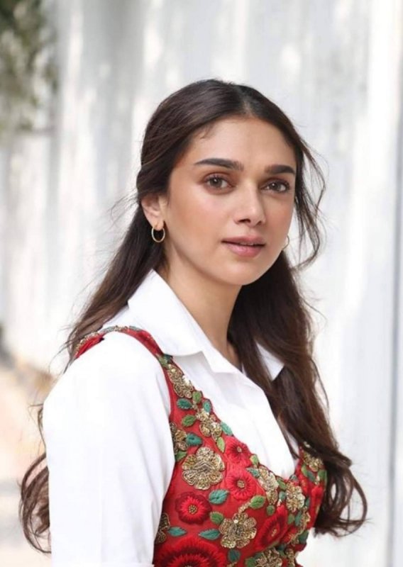 Galleries Aditi Rao Hydari Heroine 7026